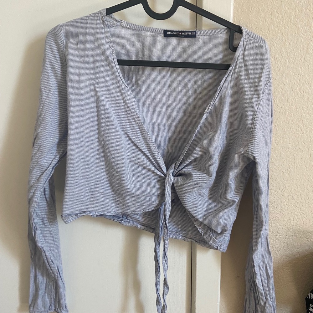 Brandy Melville tie crop top